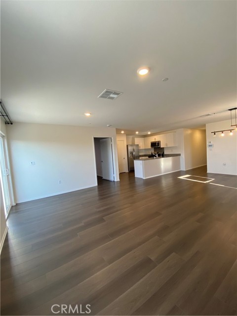 Detail Gallery Image 5 of 14 For 5050 Belle Way, Hemet,  CA 92545 - 4 Beds | 2 Baths