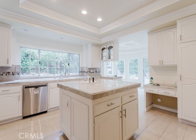 18853 Beechtree Lane, Porter Ranch CA: https://media.crmls.org/medias/cfc467dc-e4df-4fcb-b29f-003b0ab29423.jpg