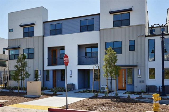 Front Image Thumbnail for CRPW25273921