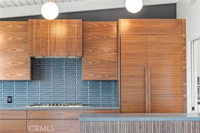 Detail Gallery Image 8 of 29 For 7512 Rindge Ave, Playa Del Rey,  CA 90293 - 3 Beds | 3 Baths