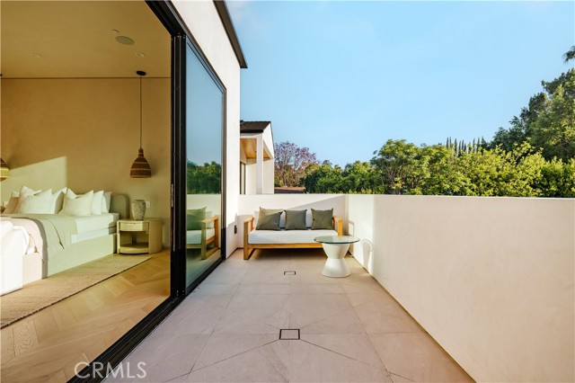 5461 Bothwell Road, Tarzana CA: https://media.crmls.org/medias/cfc5a937-fab8-46e5-8f15-f1038c9e28f1.jpg