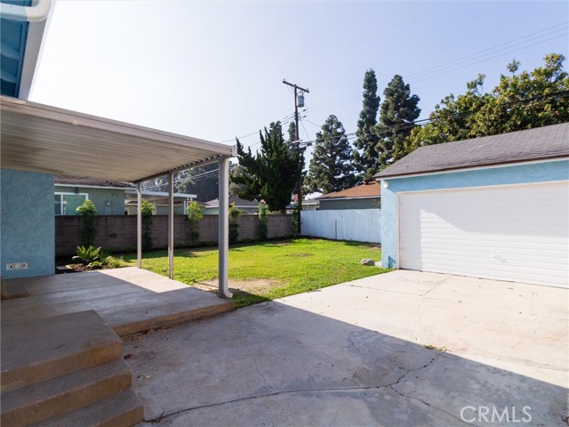 4429 Mcnab, Lakewood CA: https://media.crmls.org/medias/cfc5e0da-b54a-4efe-b0d3-682fbec79faa.jpg
