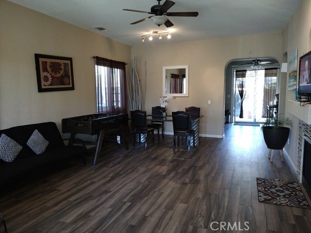 Detail Gallery Image 4 of 27 For 2093 Valor Ct, Atwater,  CA 95301 - 3 Beds | 2/1 Baths