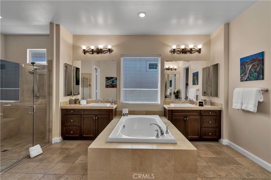 MLS #OC24164197 img 57