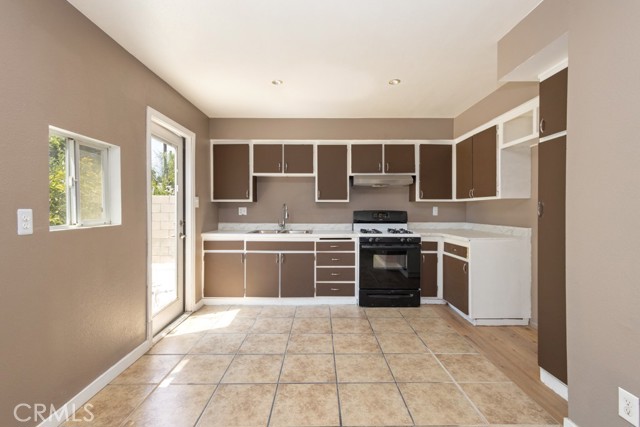 Detail Gallery Image 25 of 56 For 25515 26th St, San Bernardino,  CA 92404 - 4 Beds | 1/1 Baths