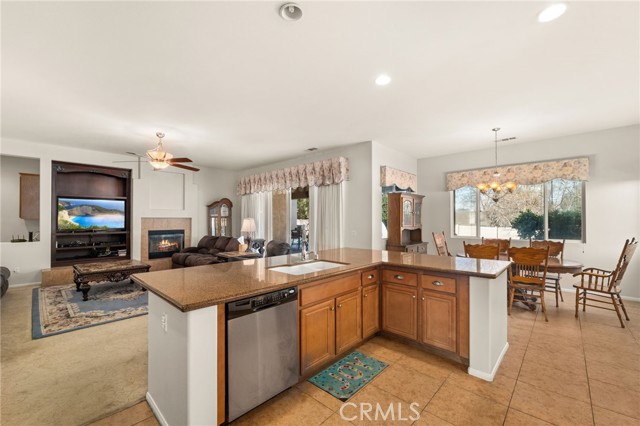 Detail Gallery Image 21 of 65 For 4683 Viaggio Cir, Jurupa Valley,  CA 92509 - 4 Beds | 2/1 Baths