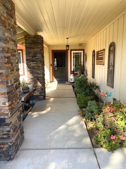 Detail Gallery Image 3 of 22 For 1965 Kimberly Ave, Merced,  CA 95340 - 3 Beds | 2 Baths