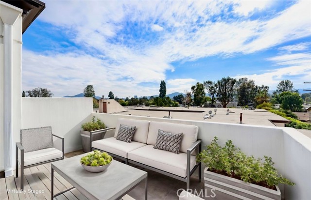 Detail Gallery Image 41 of 44 For 5027 Colfax #1,  North Hollywood,  CA 91601 - 3 Beds | 2/1 Baths