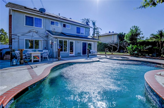 Detail Gallery Image 31 of 50 For 2401 E Avalon, Santa Ana,  CA 92705 - 5 Beds | 3 Baths