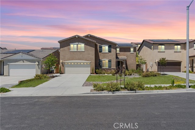 Detail Gallery Image 2 of 36 For 33116 Table Rock Dr, Winchester,  CA 92596 - 5 Beds | 3 Baths
