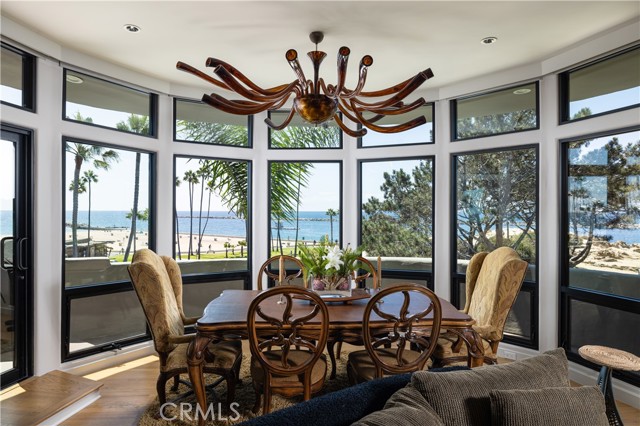 Detail Gallery Image 12 of 39 For 2901 Ocean Bld, Corona Del Mar,  CA 92625 - 4 Beds | 4/3 Baths