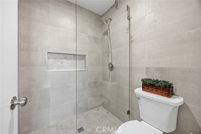 Detail Gallery Image 21 of 25 For 876 S Yellowstone Way, Anaheim Hills,  CA 92808 - 3 Beds | 2/1 Baths