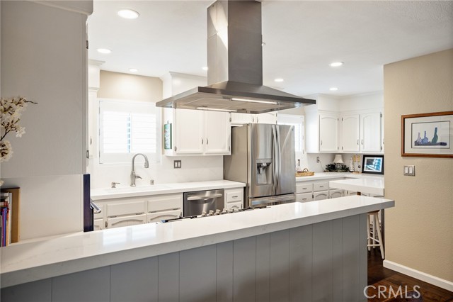 1921 Carnegie Lane, Redondo Beach, California 90278, 2 Bedrooms Bedrooms, ,2 BathroomsBathrooms,Residential,Sold,Carnegie,SB21208044