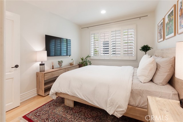 Detail Gallery Image 16 of 21 For 820 S Bedford St #102,  Los Angeles,  CA 90035 - 2 Beds | 2/1 Baths