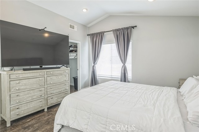 32 Carriage Drive, Lake Forest CA: https://media.crmls.org/medias/cfcc82e6-2b63-4610-83f7-0ffda9c6eb22.jpg