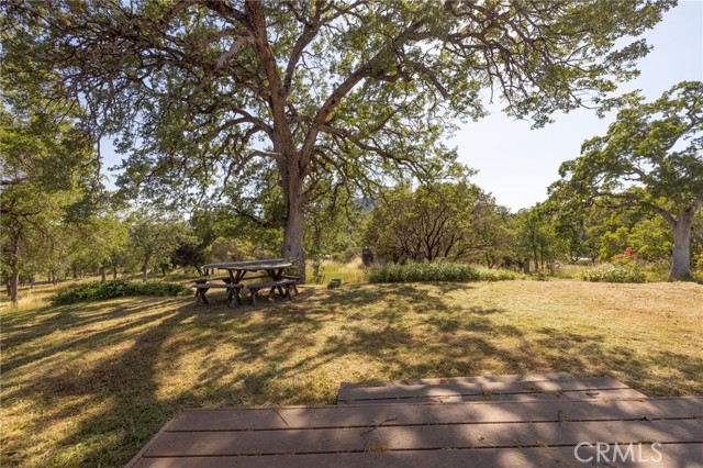 4372 Woodview Lane, Mariposa CA: https://media.crmls.org/medias/cfcc9bc1-9ba5-4413-bc75-8f42be5be1ff.jpg