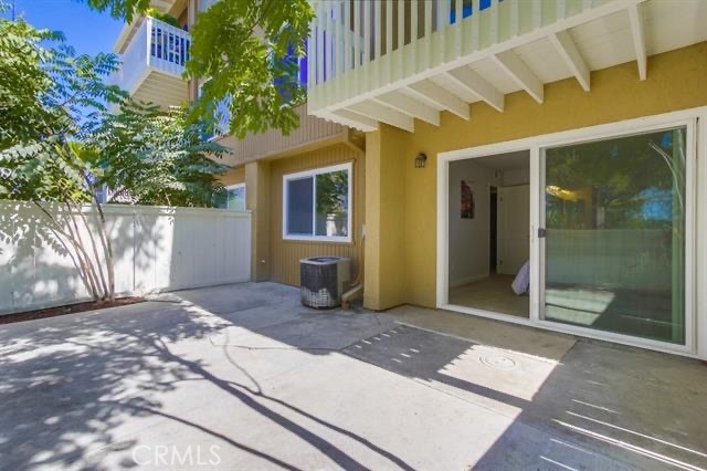 Detail Gallery Image 1 of 16 For 4240 Fiesta Way, Oceanside,  CA 92057 - 2 Beds | 2/1 Baths