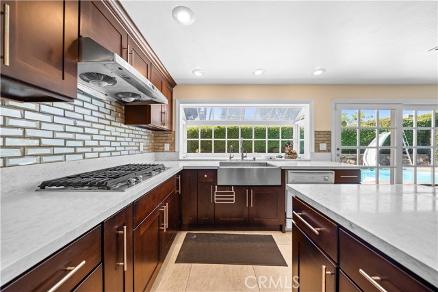 213 E Borromeo Avenue, Placentia CA: https://media.crmls.org/medias/cfcd6c84-ecd9-4c20-9d5b-1a9105aed62d.jpg