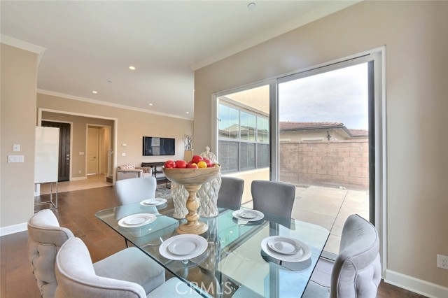 Detail Gallery Image 18 of 30 For 125 Hargrove, Irvine,  CA 92620 - 4 Beds | 3/1 Baths