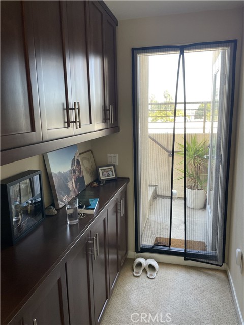 1818 Coastal Way, Costa Mesa CA: https://media.crmls.org/medias/cfce5fb2-95b5-41b6-a0d2-c987801217de.jpg