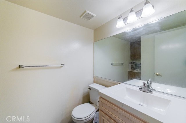 Detail Gallery Image 12 of 28 For 13636 Ramona, Baldwin Park,  CA 91706 - 2 Beds | 2/1 Baths