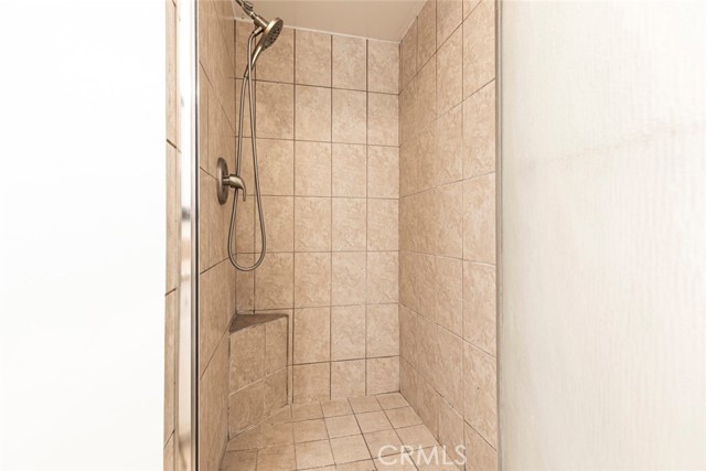 Detail Gallery Image 37 of 67 For 12457 Bradford Pl, Granada Hills,  CA 91344 - 4 Beds | 3 Baths