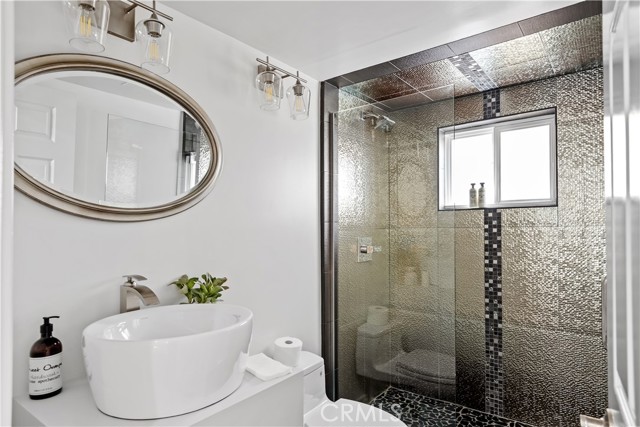 225 Rosecrans Place, Manhattan Beach, California 90266, 3 Bedrooms Bedrooms, ,3 BathroomsBathrooms,Residential,Sold,Rosecrans,SB23067054