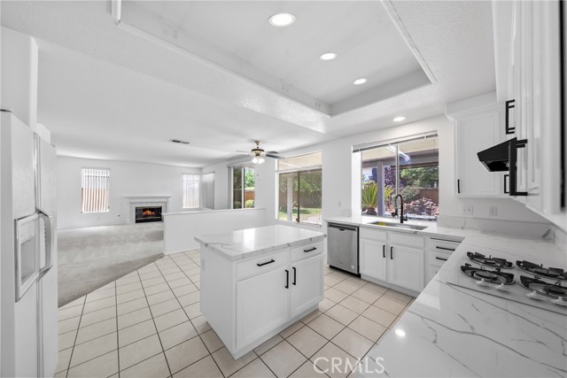Image 11 of 40 For 39323 Corte Alisos