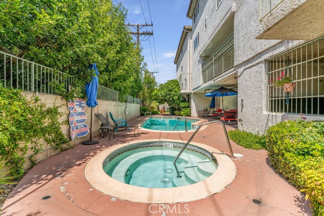 Detail Gallery Image 34 of 44 For 1344 5th St #7,  Glendale,  CA 91201 - 2 Beds | 2 Baths
