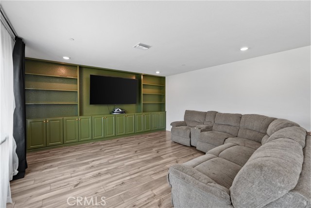 Detail Gallery Image 19 of 44 For 25467 Sedona Ln, Homeland,  CA 92548 - 5 Beds | 2/1 Baths