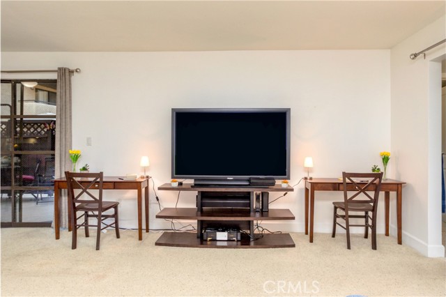 10982 Roebling Avenue, Westwood CA: https://media.crmls.org/medias/cfd395db-afca-40ff-880d-61bb39aec5ff.jpg