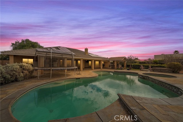 Detail Gallery Image 4 of 75 For 7172 Jargon St, Hesperia,  CA 92344 - 4 Beds | 3/1 Baths