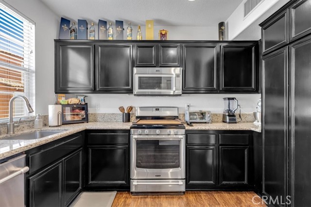 Detail Gallery Image 3 of 46 For 30 Marcilla, Ladera Ranch,  CA 92694 - 2 Beds | 2/1 Baths