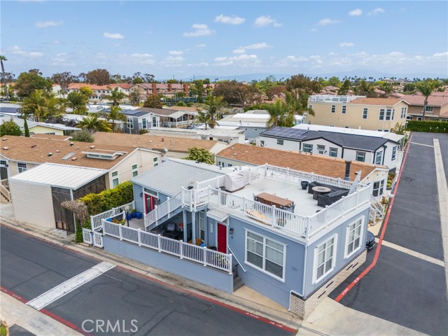 Detail Gallery Image 1 of 36 For 80 Huntington St #630,  Huntington Beach,  CA 92648 - 3 Beds | 2 Baths