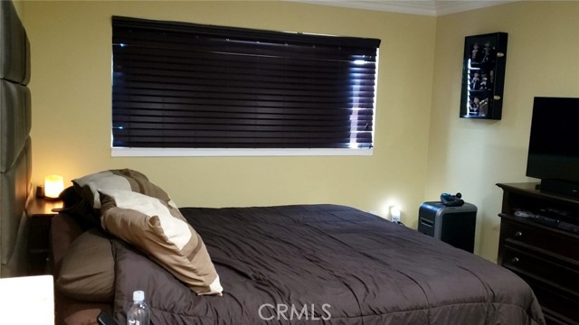 1847 Whittier Woods Drive, Whittier CA: https://media.crmls.org/medias/cfd484a8-28f0-4b89-8bf0-548a1d2d8190.jpg