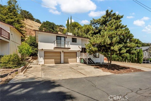 7846 Alston Way, Lucerne CA: https://media.crmls.org/medias/cfd5bb92-7514-41ba-a380-fff728200252.jpg