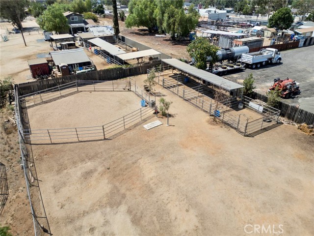3834 Hillside Avenue, Norco CA: https://media.crmls.org/medias/cfd5bdd1-57ae-411d-b11a-9cee26fe4628.jpg