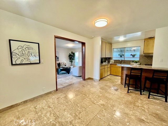 303 N Wycliff Avenue, San Pedro CA: https://media.crmls.org/medias/cfd6234b-42fb-4e1b-adf2-858e242cdc64.jpg
