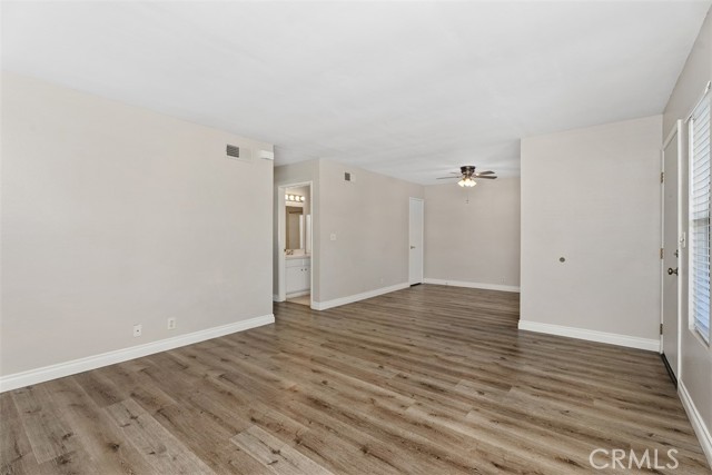 Detail Gallery Image 7 of 32 For 193 Tarocco, Irvine,  CA 92618 - 2 Beds | 2 Baths