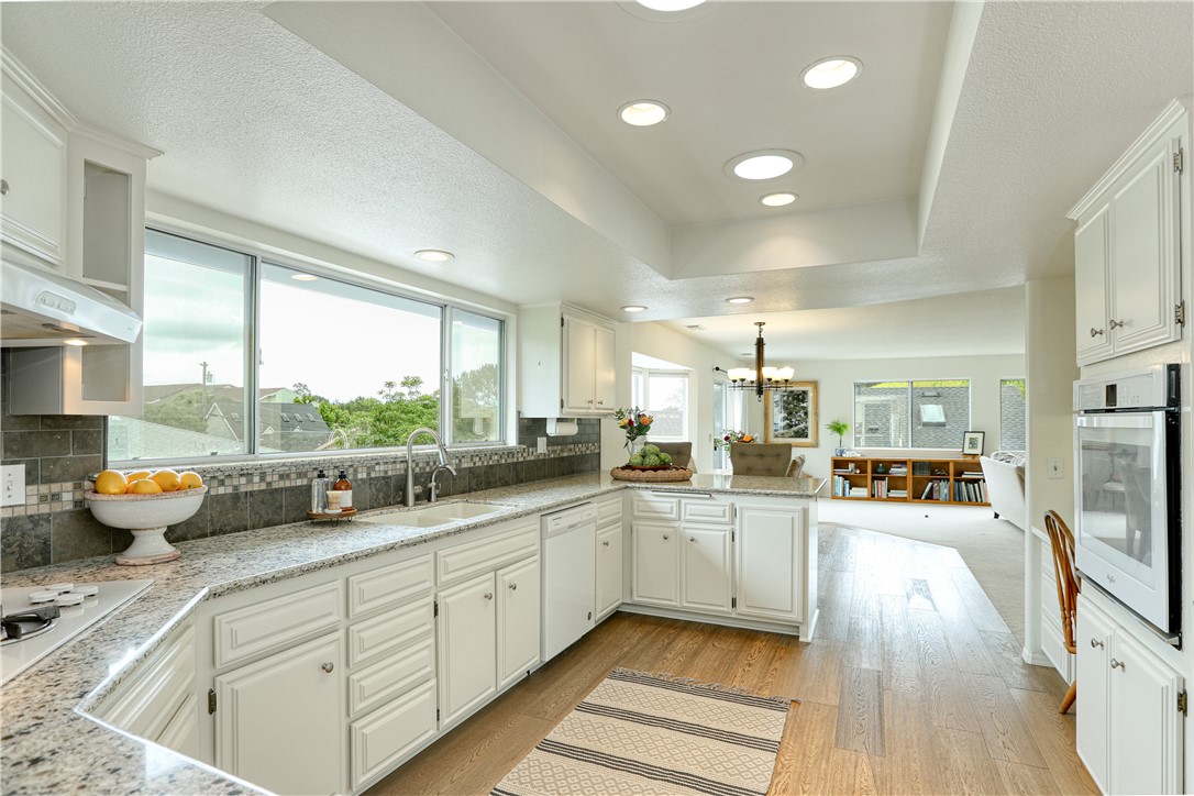 Detail Gallery Image 16 of 48 For 502 May St, Arroyo Grande,  CA 93420 - 4 Beds | 2/1 Baths