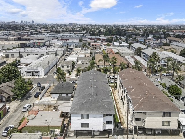1410 Coranado Avenue, Long Beach CA: https://media.crmls.org/medias/cfd871fc-fbf8-40d2-85c4-351822f80af7.jpg