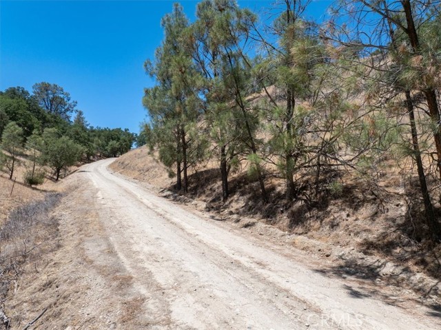 75463 Ranchita Avenue, San Miguel CA: https://media.crmls.org/medias/cfd970c9-9f38-483c-b580-f94dc92f850c.jpg