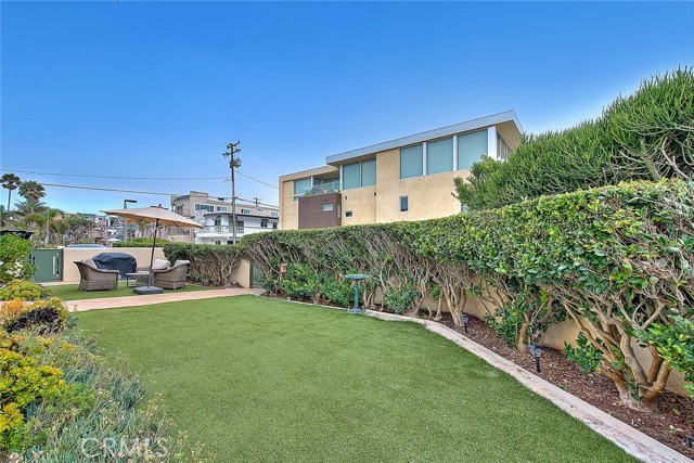 Detail Gallery Image 33 of 35 For 1602 the Strand, Hermosa Beach,  CA 90254 - 4 Beds | 5 Baths