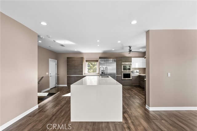 Detail Gallery Image 8 of 40 For 561 S Ventu Park Rd, Newbury Park,  CA 91320 - 5 Beds | 5 Baths