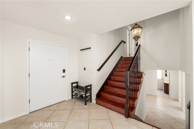 Image 20 of 54 For 20761 Mission Ln