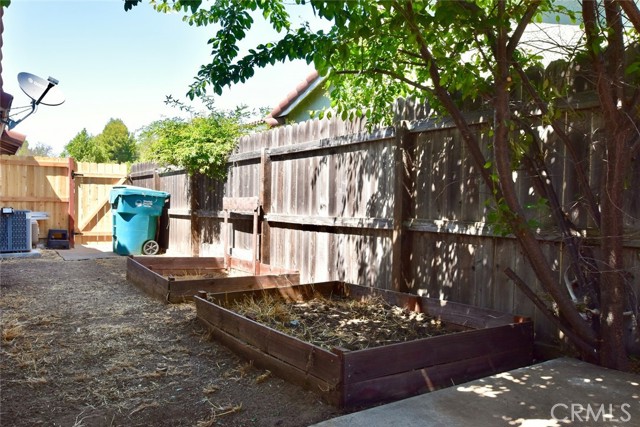 Detail Gallery Image 11 of 22 For 200 Oak Meadow Ln, Paso Robles,  CA 93446 - 2 Beds | 1 Baths