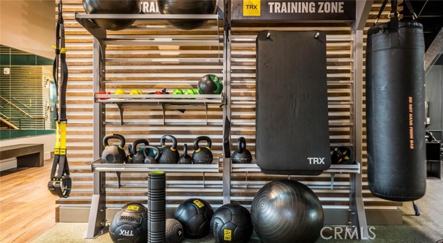 Detail Gallery Image 42 of 75 For 100 Van Ness Ave #1810,  San Francisco,  CA 94102 - 1 Beds | 1 Baths