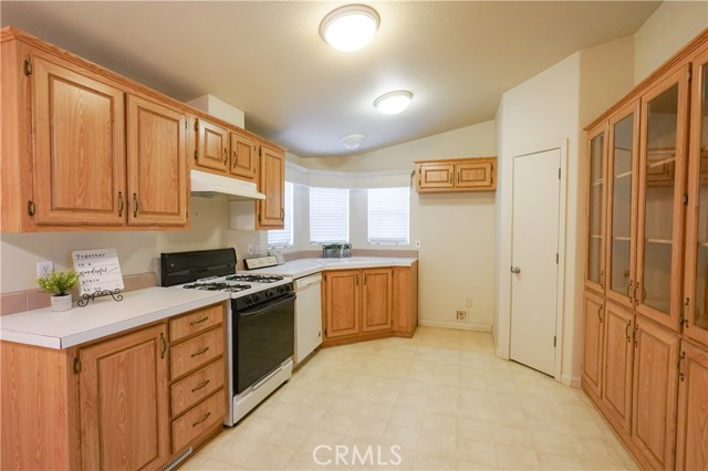 Detail Gallery Image 4 of 19 For 2240 Golden Oak Ln #147,  Merced,  CA 95341 - 2 Beds | 2 Baths