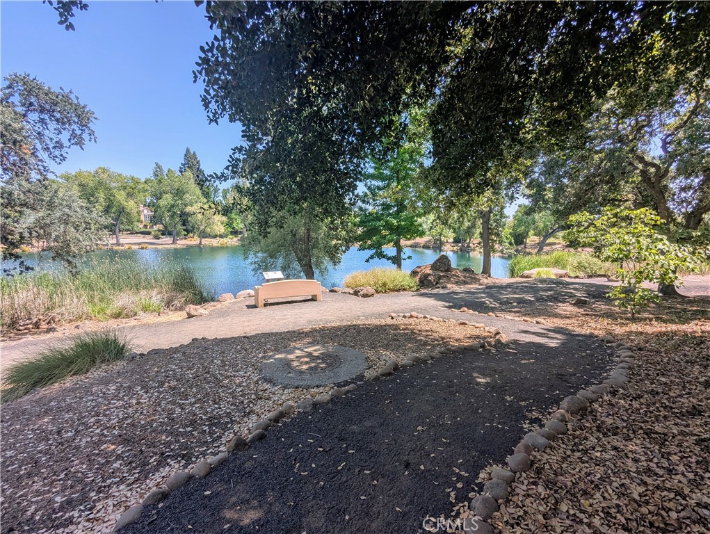 https://media.crmls.org/medias/cfde81b2-344c-4e1e-a219-9577aa473ba7.jpg?preset=X-Large