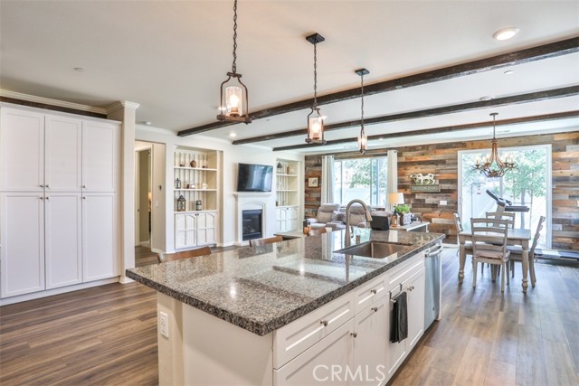 3985 Arrow Wood Road, San Bernardino CA: https://media.crmls.org/medias/cfe06875-38a8-48be-9787-3eb6925b107f.jpg